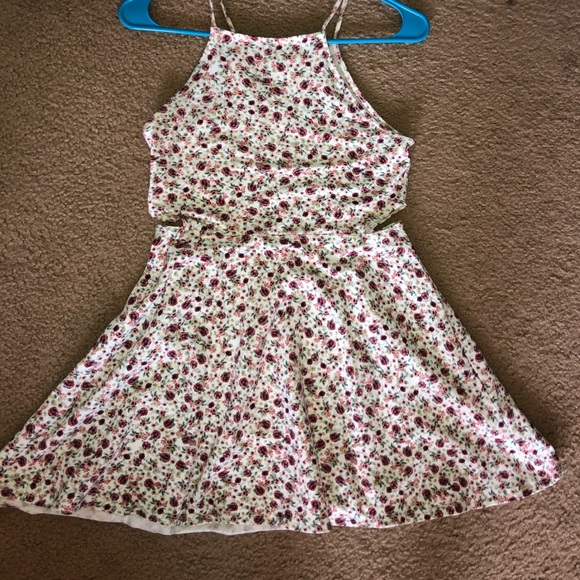 Mini dress - Picture 2 of 2